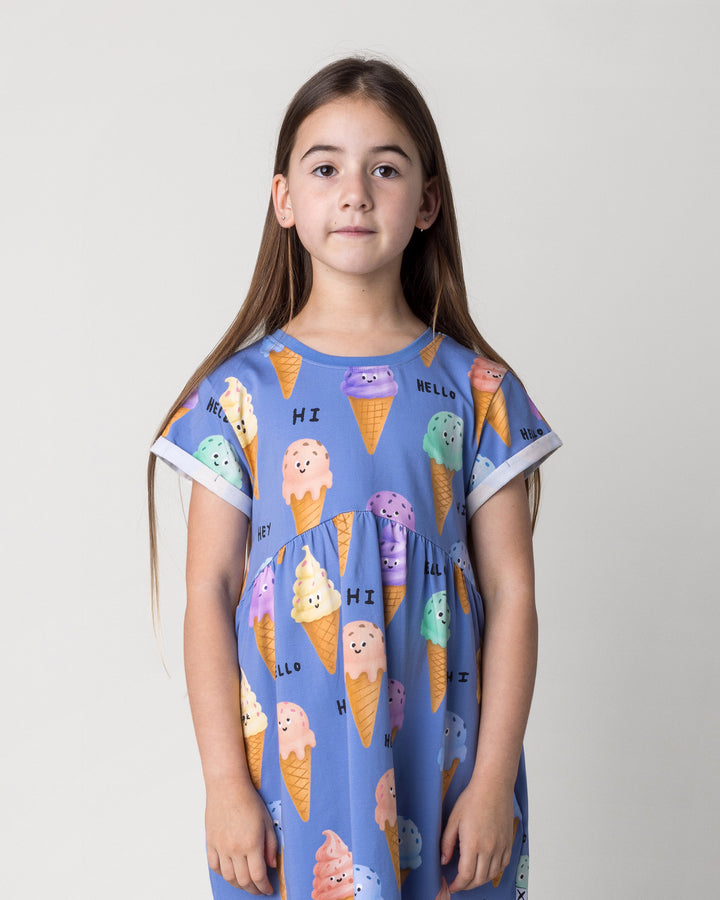 Close up of the Happy Icecreams Dress in cornflower on a kid, front view