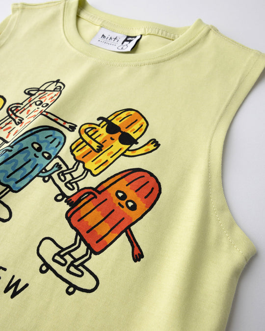 Close up of the Cool Crew Sleeveless Tee print in light zest