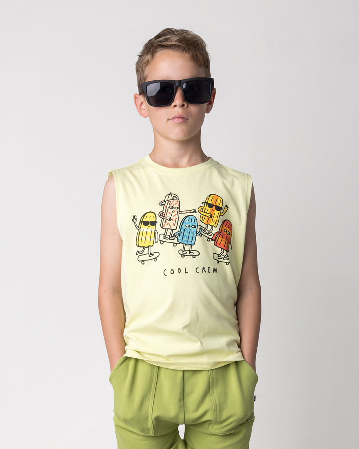 Close up of the Cool Crew Sleeveless Tee in light zest on a kid, front view