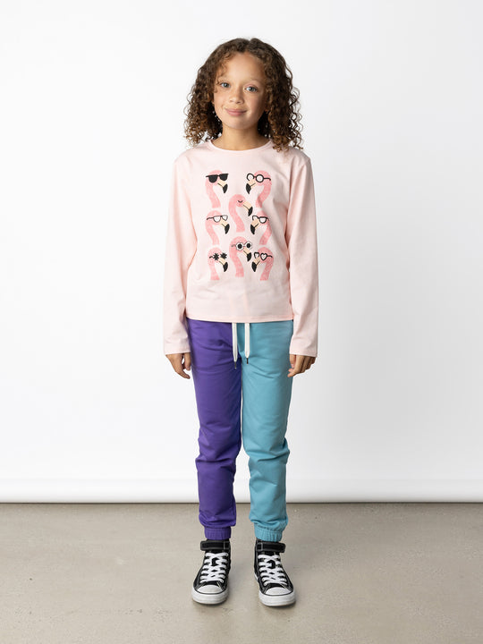 Minti kids clothing. Boxy style long sleeved tee. 190 Gram // 95% Cotton // 5% Elastane.