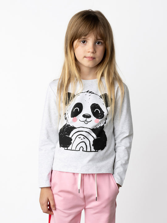 Minti kids clothing. Boxy style long sleeved tee. 190 Gram // 95% Cotton // 5% Elastane.
