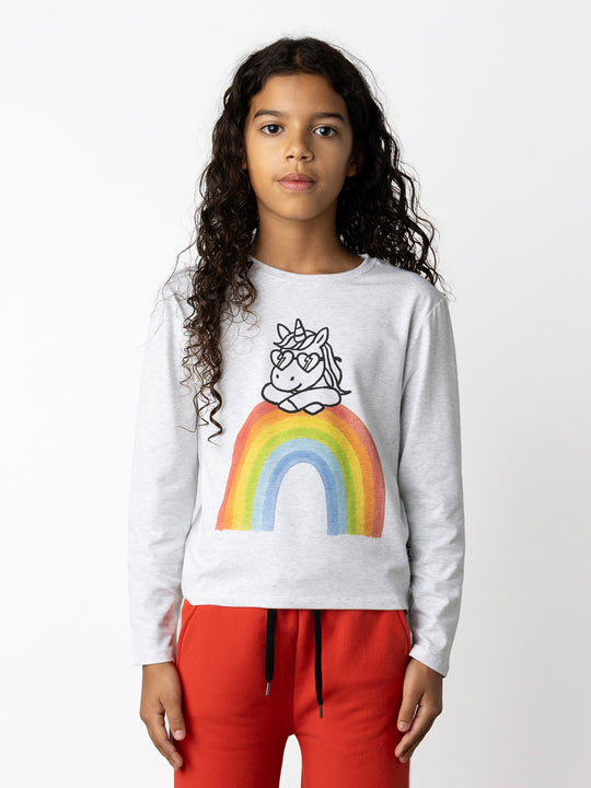 Minti kids clothing. Boxy style long sleeved tee. 190 Gram // 95% Cotton // 5% Elastane.