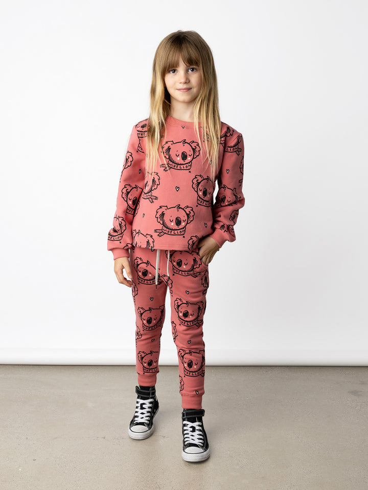 Minti kids clothing. Boxy crew with 2x2 rib neck and cuffs. 330 Gram // Brushed Inside // 95% Cotton // 5% Elastane.