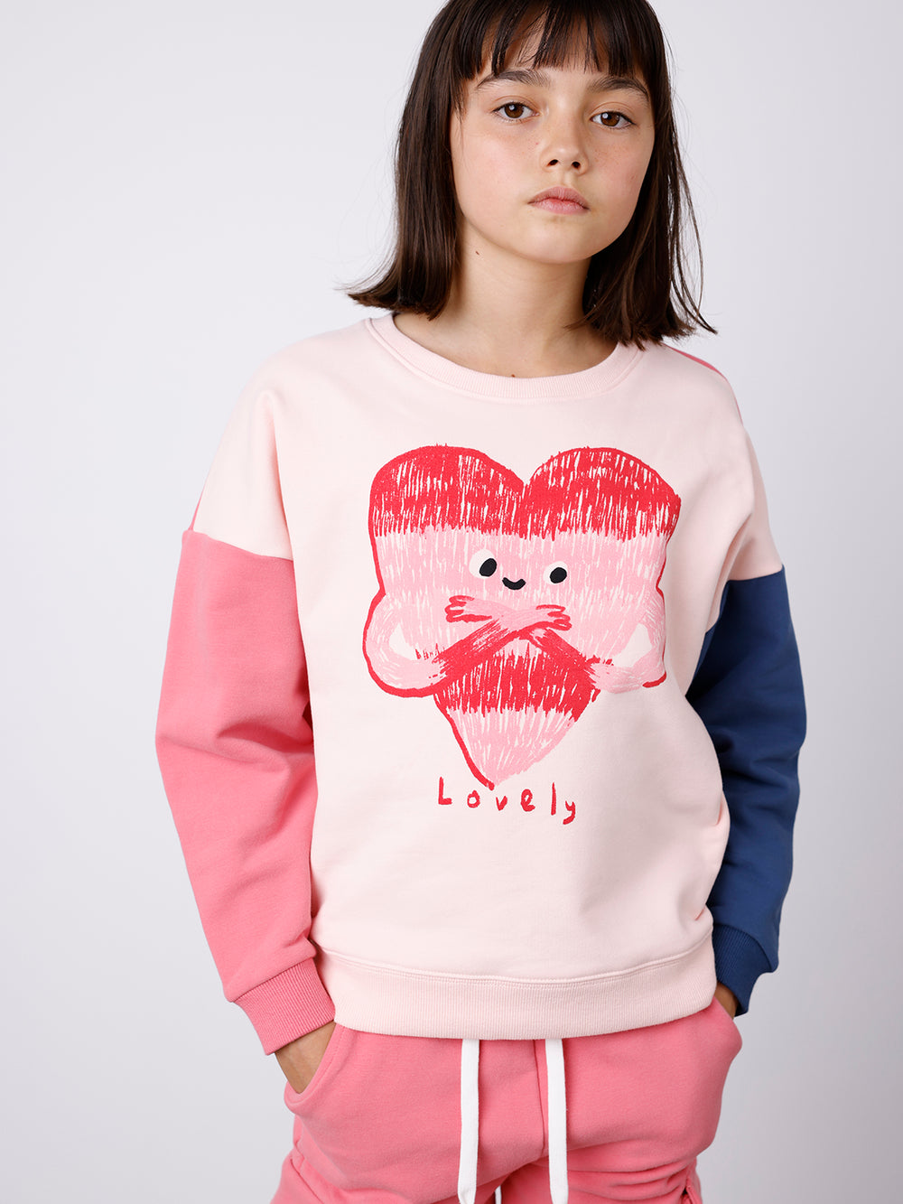 Minti Lovely Heart Furry Crew