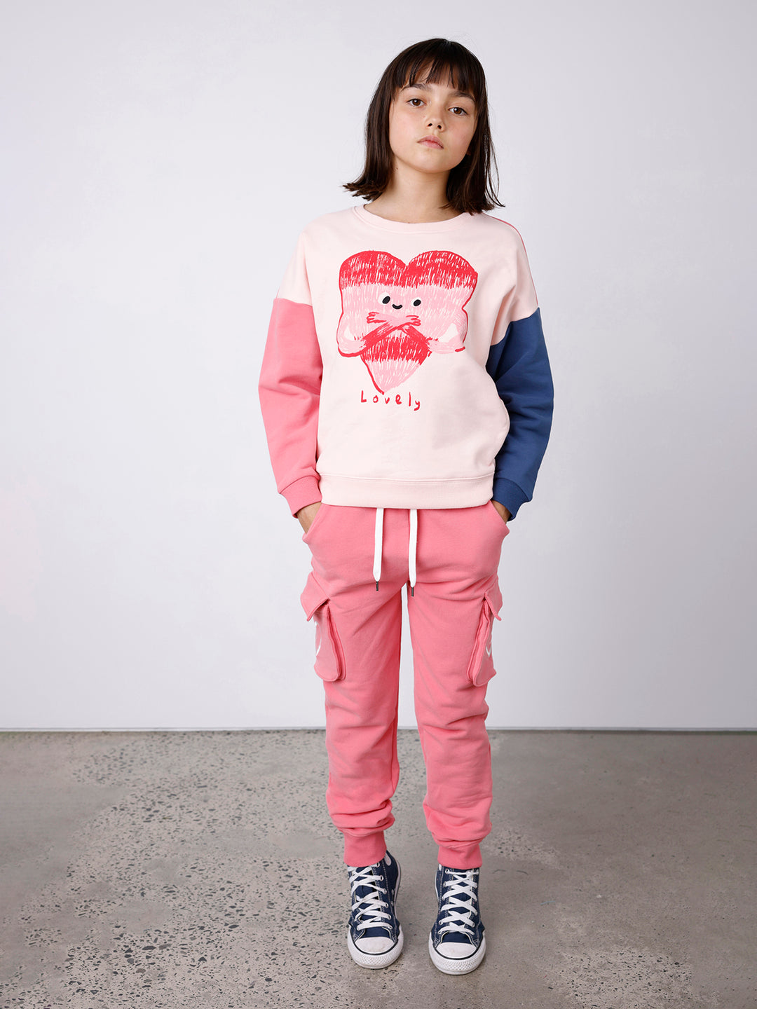 Minti Lovely Heart Furry Crew