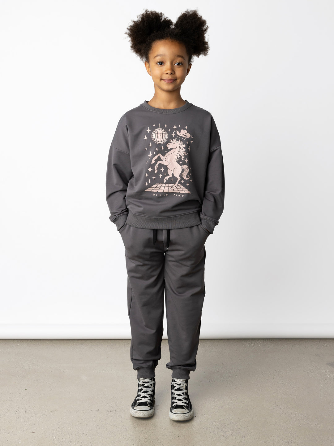 Minti kids clothing. Super cosy oversized fit crew with drop shoulder detail. 2x2 Rib at the neck, hem and cuffs. 320 Gram // 95% Cotton // 5% Elastane.