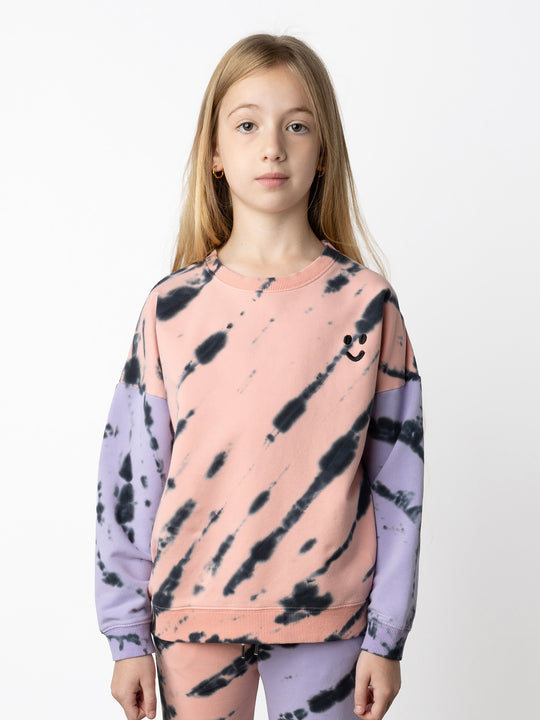 Minti kids clothing. Super cosy oversized fit crew with drop shoulder detail. 2x2 Rib at the neck, hem and cuffs. 320 Gram // 95% Cotton // 5% Elastane.