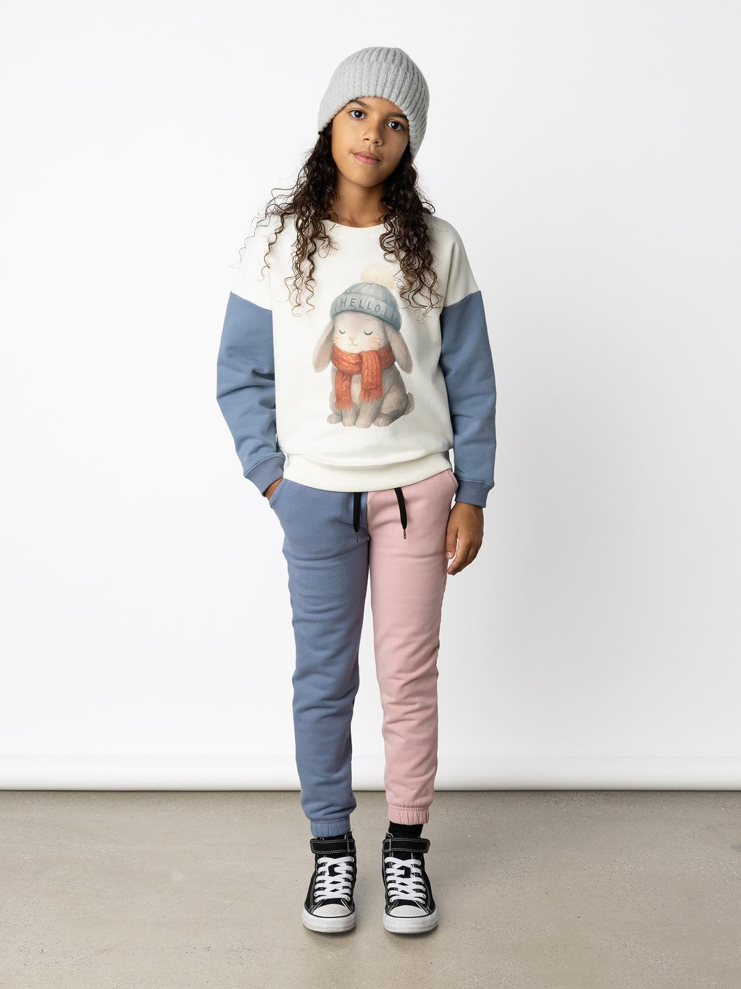 Minti kids clothing. Super cosy oversized fit crew with drop shoulder detail. 2x2 Rib at the neck, hem and cuffs. 330 Gram // Brushed Inside // 95% Cotton // 5% Elastane.