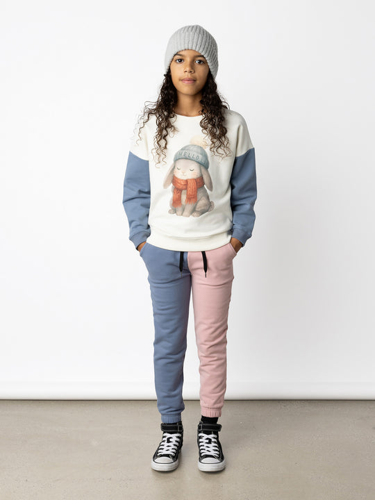 Minti kids clothing. Super cosy oversized fit crew with drop shoulder detail. 2x2 Rib at the neck, hem and cuffs. 330 Gram // Brushed Inside // 95% Cotton // 5% Elastane.