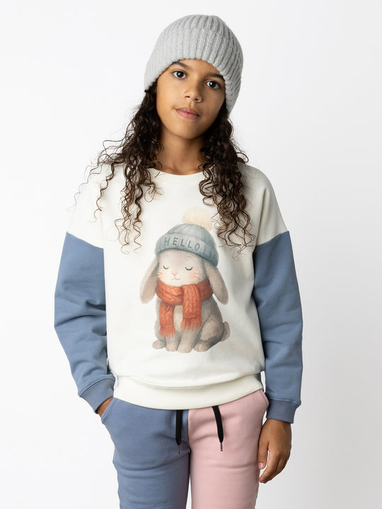 Minti kids clothing. Super cosy oversized fit crew with drop shoulder detail. 2x2 Rib at the neck, hem and cuffs. 330 Gram // Brushed Inside // 95% Cotton // 5% Elastane.