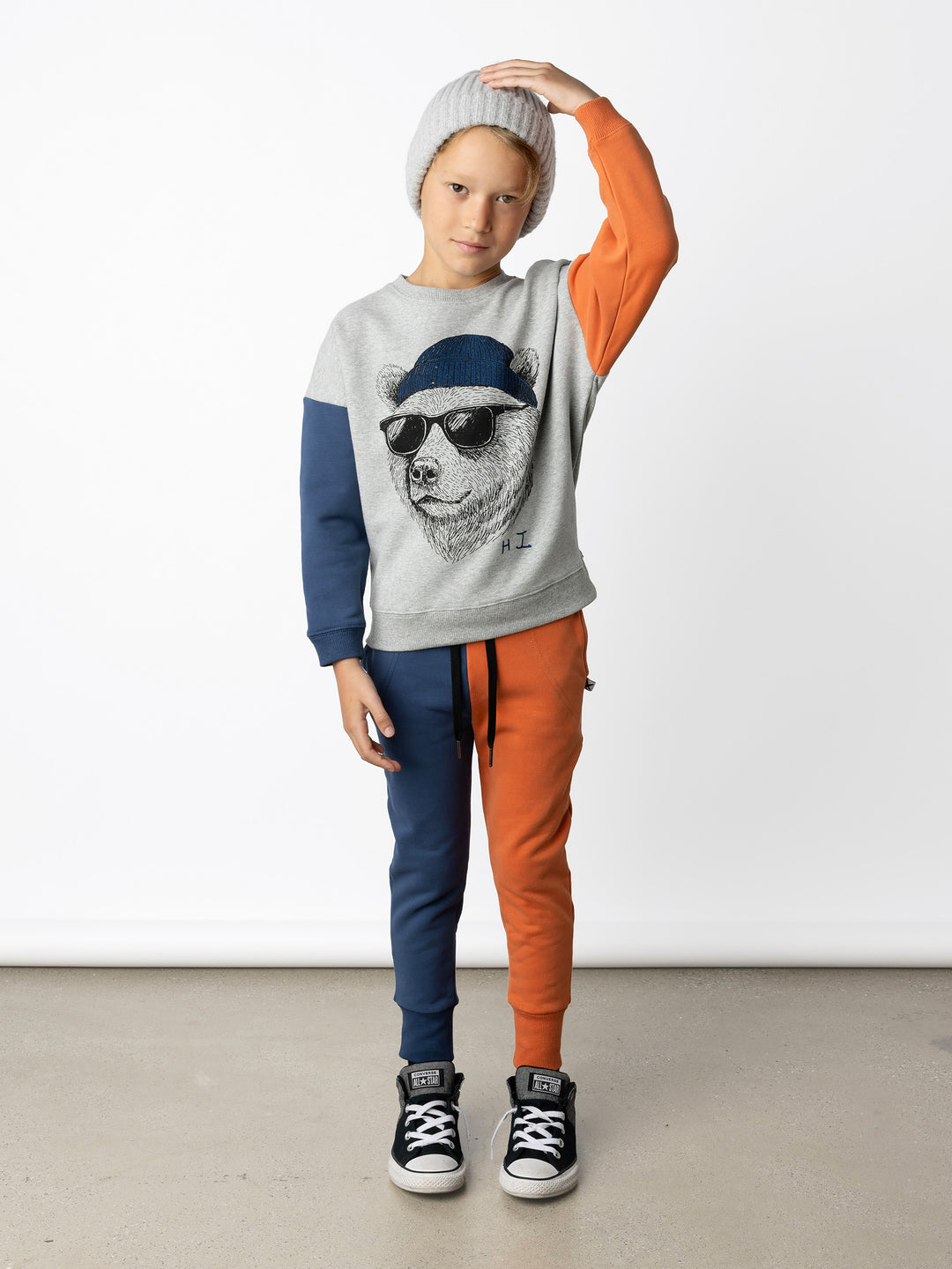 Minti kids clothing. Super cosy oversized fit crew with drop shoulder detail. 2x2 Rib at the neck, hem and cuffs. 330 Gram // Brushed Inside // 95% Cotton // 5% Elastane.