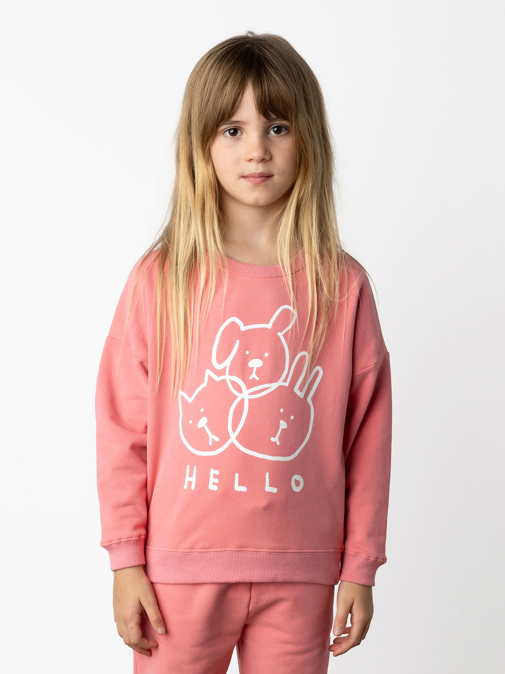 Minti kids clothing. Super cosy oversized fit crew with drop shoulder detail. 2x2 Rib at the neck, hem and cuffs. 330 Gram // Brushed Inside // 95% Cotton // 5% Elastane.
