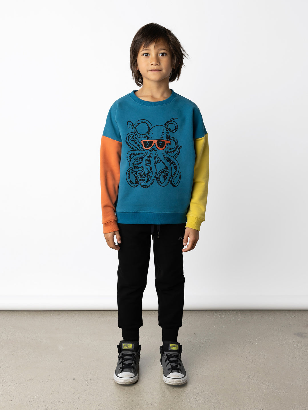 Minti kids clothing. Super cosy oversized fit crew with drop shoulder detail. 2x2 Rib at the neck, hem and cuffs. 330 Gram // Brushed Inside // 95% Cotton // 5% Elastane.