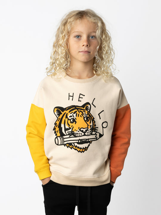Minti kids clothing. Super cosy oversized fit crew with drop shoulder detail. 2x2 Rib at the neck, hem and cuffs. 330 Gram // Brushed Inside // 95% Cotton // 5% Elastane.