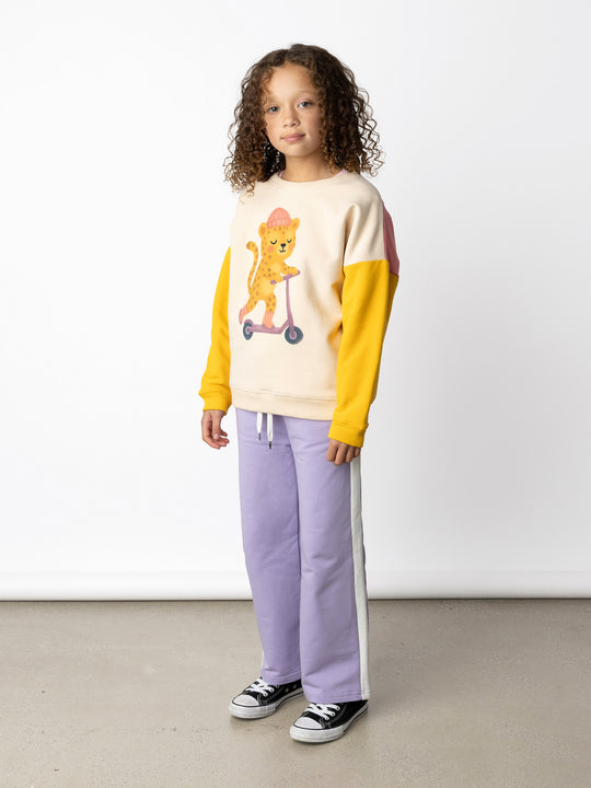 Minti kids clothing. Super cosy oversized fit crew with drop shoulder detail. 2x2 Rib at the neck, hem and cuffs. 330 Gram // Brushed Inside // 95% Cotton // 5% Elastane.