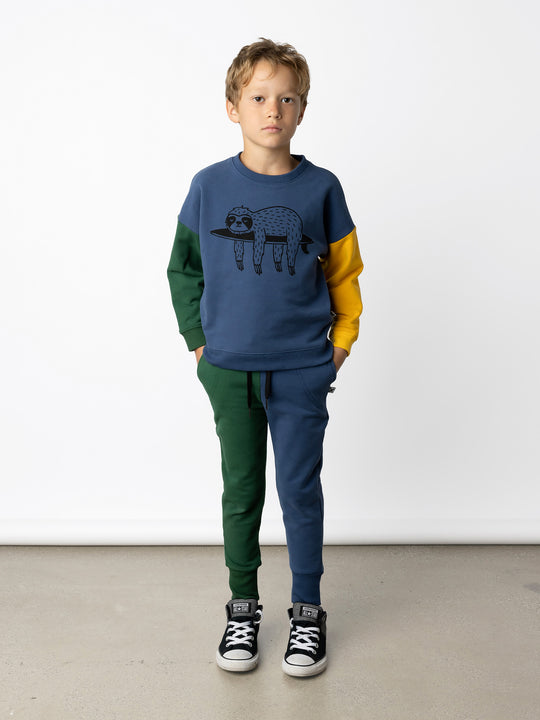 Minti kids clothing. Super cosy oversized fit crew with drop shoulder detail. 2x2 Rib at the neck, hem and cuffs. 330 Gram // Brushed Inside // 95% Cotton // 5% Elastane.