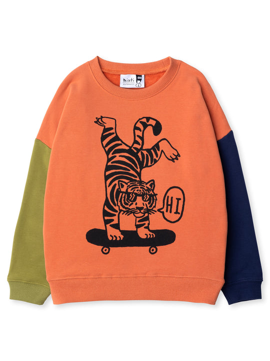 Minti kids clothing. Super cosy oversized fit crew with drop shoulder detail. 2x2 Rib at the neck, hem and cuffs. 330 Gram // Brushed Inside // 95% Cotton // 5% Elastane.
