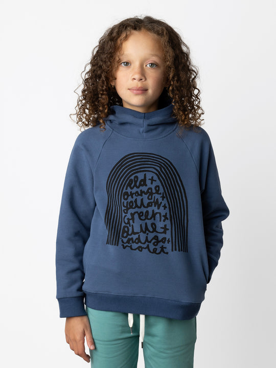 Minti kids clothing. Super soft hoodie with hidden pockets in the side seams. The ribbed-trim hood makes it extra cosy. Soft brushed 'furry' inside. 2x2 Rib at the neck, hem and cuffs. We recommend going up a size for this style. 330 Gram // Brushed Inside // 95% Cotton // 5% Elastane.