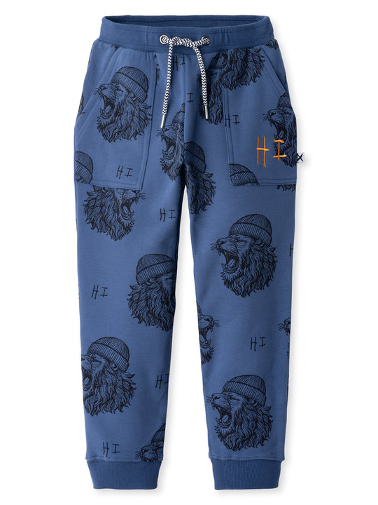 Minti kids clothing. Loose leg trackies with elasticated waistband, shoelace ties, 2x2 rib cuffs and super cool boxy pockets. 330 Gram // Brushed Inside // 95% Cotton // 5% Elastane.