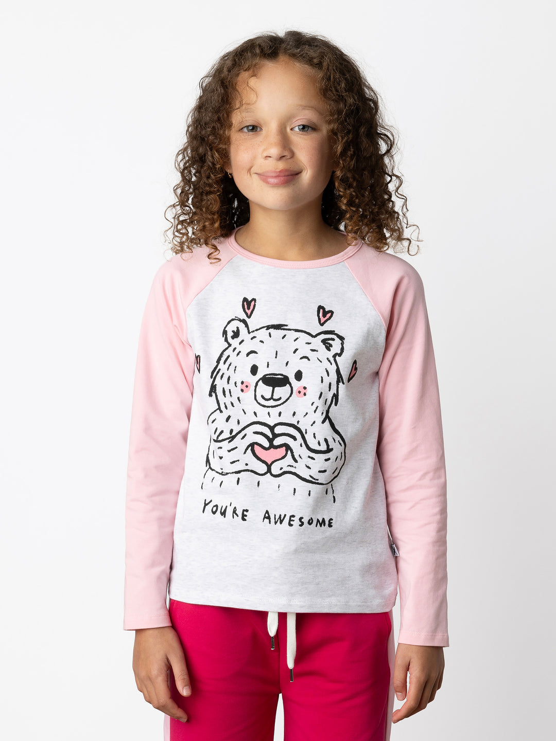 Minti kids clothing. Luxe raglan tee with contrast sleeves and neck. 190 Gram // 95% Cotton // 5% Elastane.