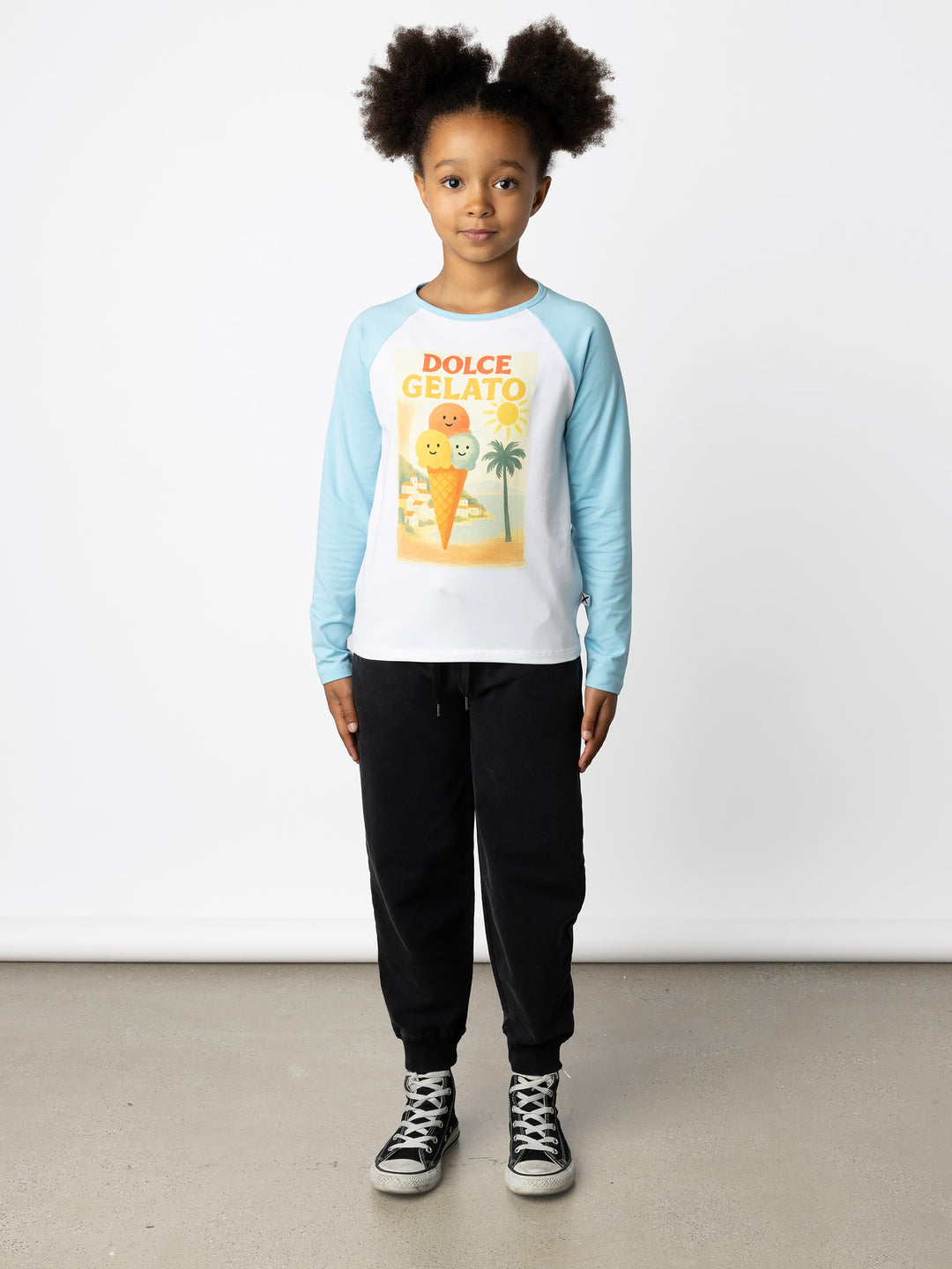 Minti kids clothing. Luxe raglan tee with contrast sleeves and neck. 190 Gram // 95% Cotton // 5% Elastane.