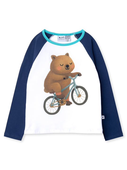 Minti kids clothing. Luxe raglan tee with contrast sleeves and neck. 190 Gram // 95% Cotton // 5% Elastane.