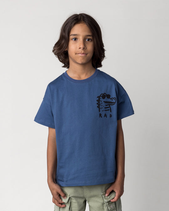 Close up of the Rad Croc Tee in blue on a kid, front view