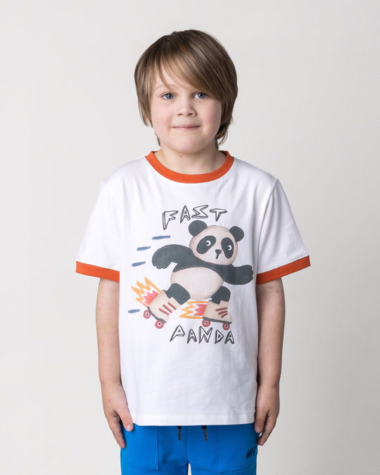 Close up of the Fast Panda Tee in white and orange on a kid, front view
