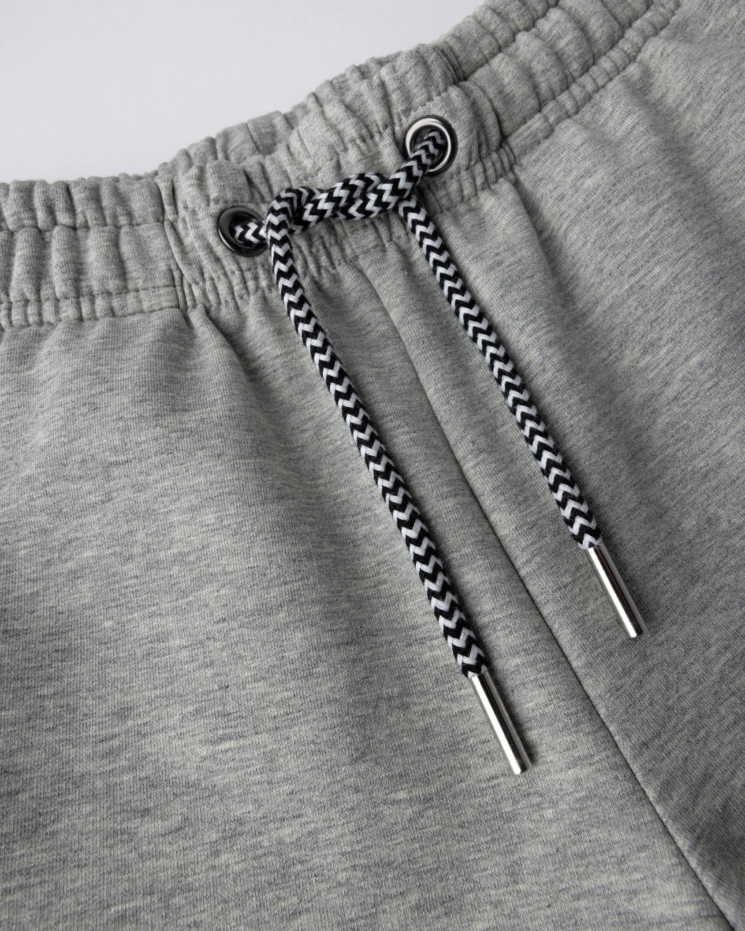Close up detail of the Smile Short in grey marle