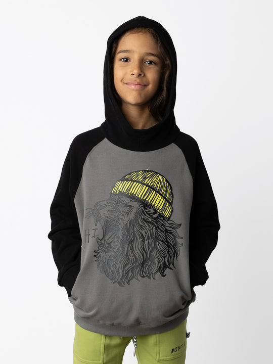 Minti kids clothing. Super comfy hoodie with side pockets and higher neck - perfect for cold days! 330 Gram // Brushed Inside // 95% Cotton // 5% Elastane.