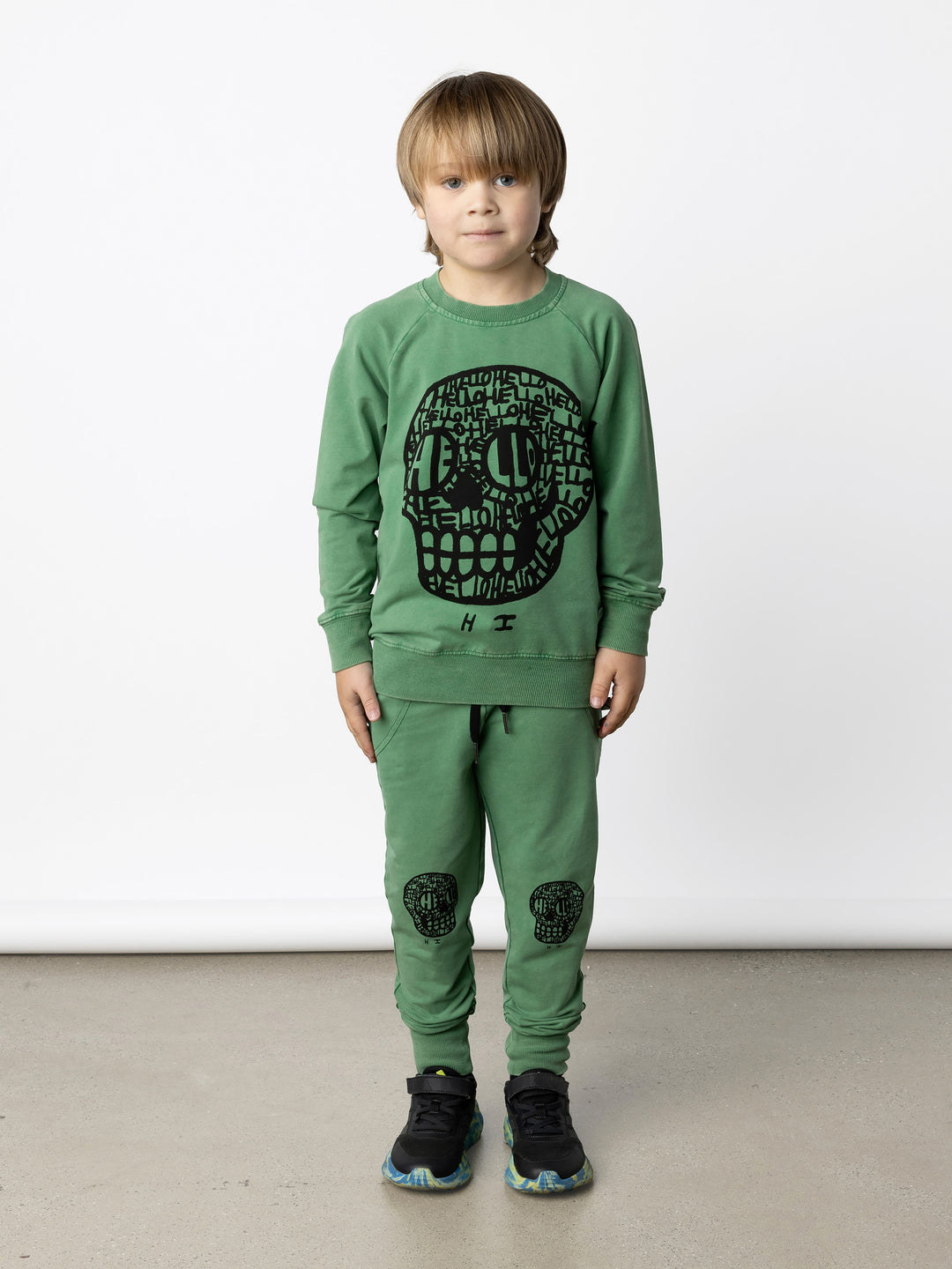 Minti Stencil Skull Trackies