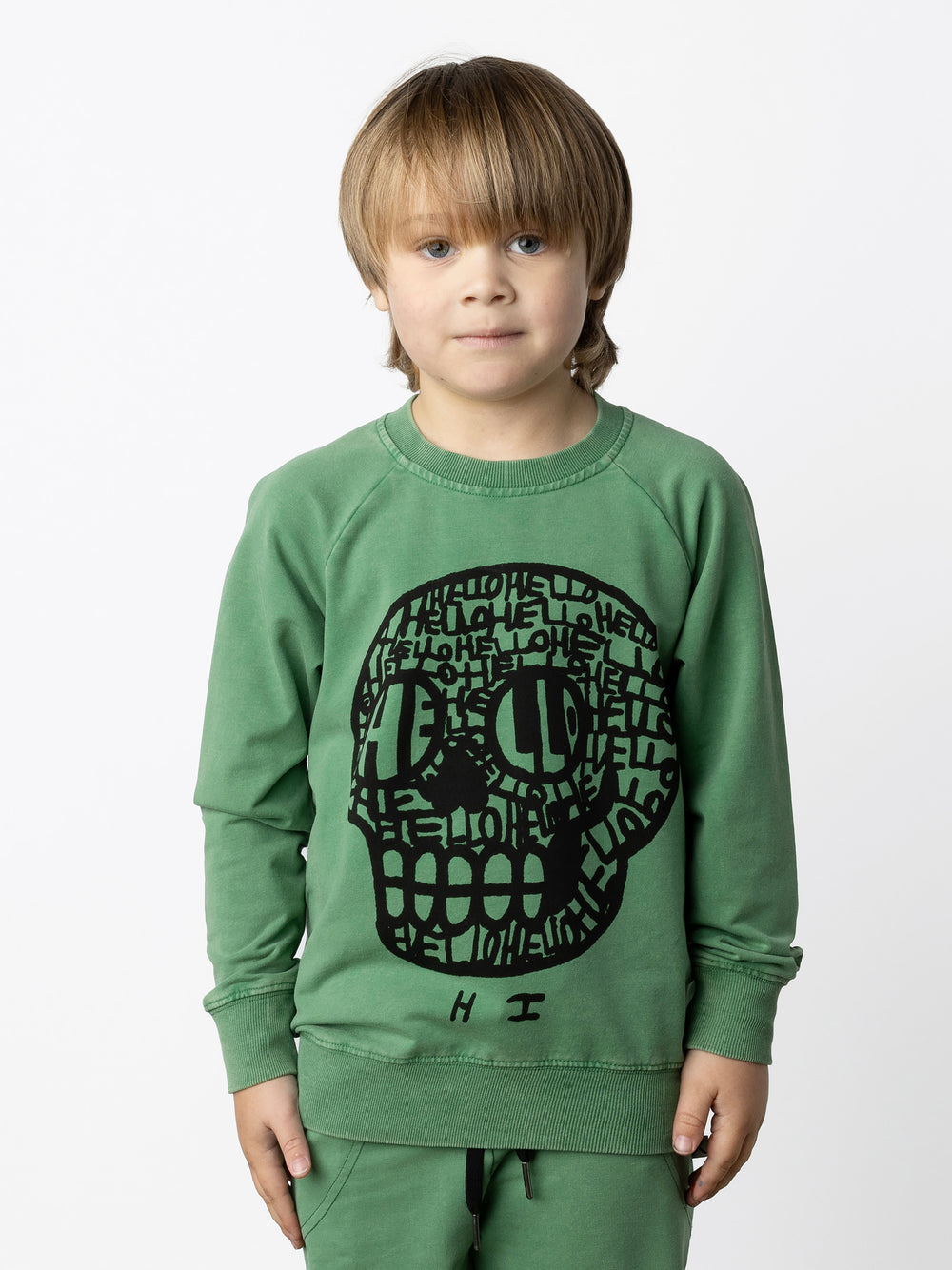 Minti kids clothing. Comfy lightweight raglan crew in super cool washed terry. 260 Gram // 95% Cotton // 5% Elastane.