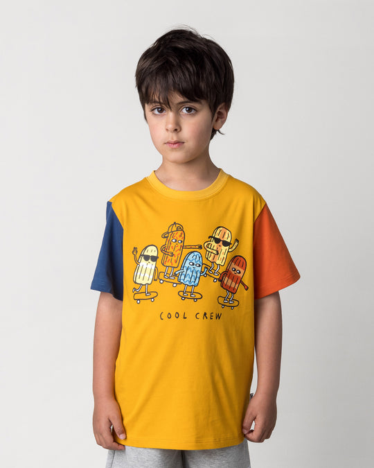 Close up of the Cool Crew Tee in mustard, midnight and orange on a kid, front view