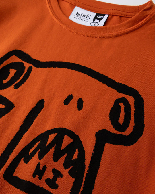 Close up of the Hi Hammerhead Tee print in orange