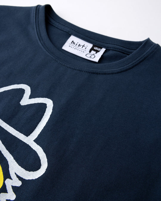 Close up detail of the Howdy Lizard Tee in ink