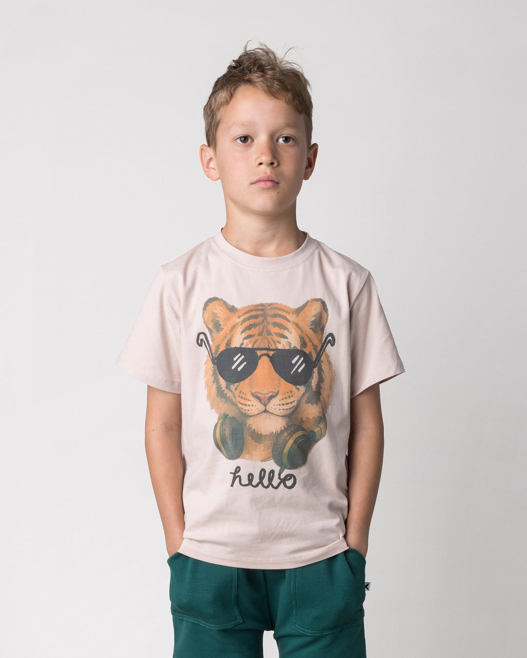 Close up of the Headphones Tiger Tee in stone on a kid, front view