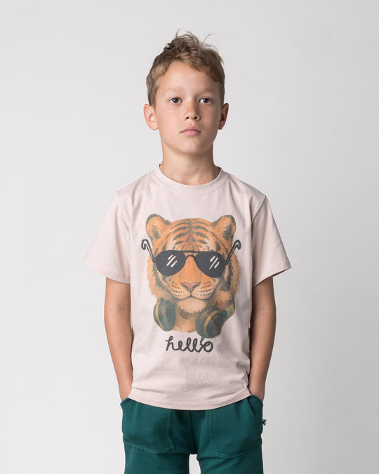 Close up of the Headphones Tiger Tee in stone on a kid, front view