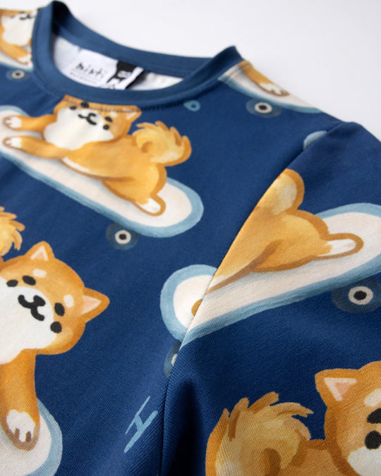 Close up of the Skate Puppy Tee print in midnight