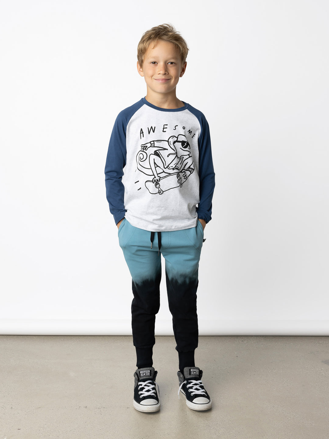 Minti kids clothing. Luxe raglan tee with contrast sleeves and neck. 190 Gram // 95% Cotton // 5% Elastane.