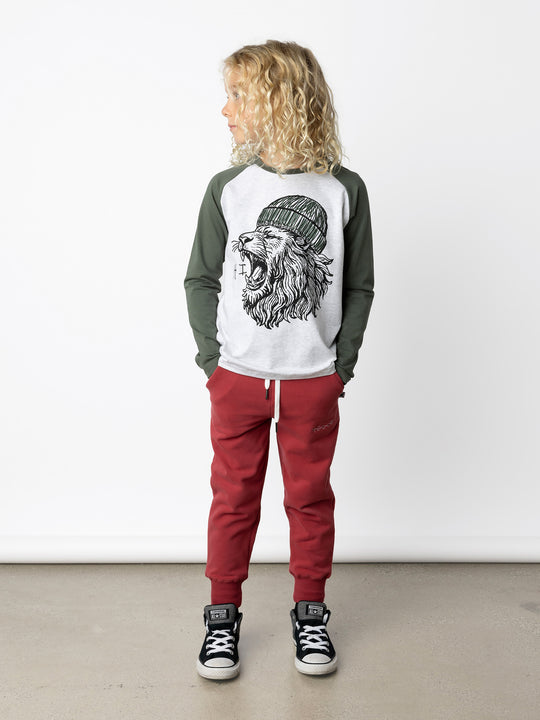 Minti kids clothing. Luxe raglan tee with contrast sleeves and neck. 190 Gram // 95% Cotton // 5% Elastane.