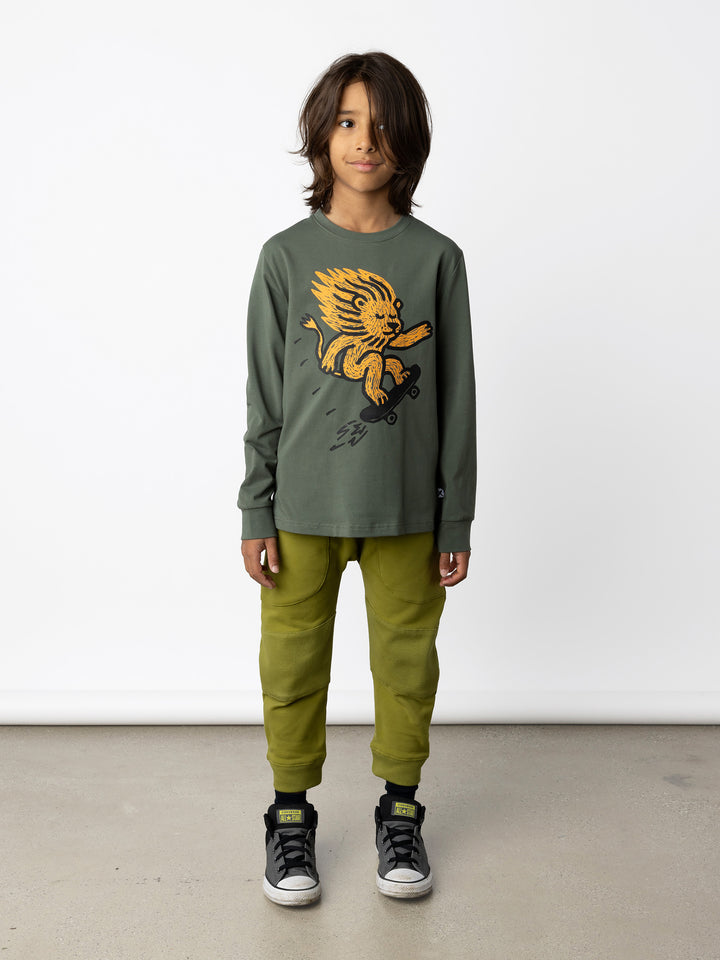 Minti kids clothing. Super luxe tee with self cuffs. 190 Gram // 95% Cotton // 5% Elastane.