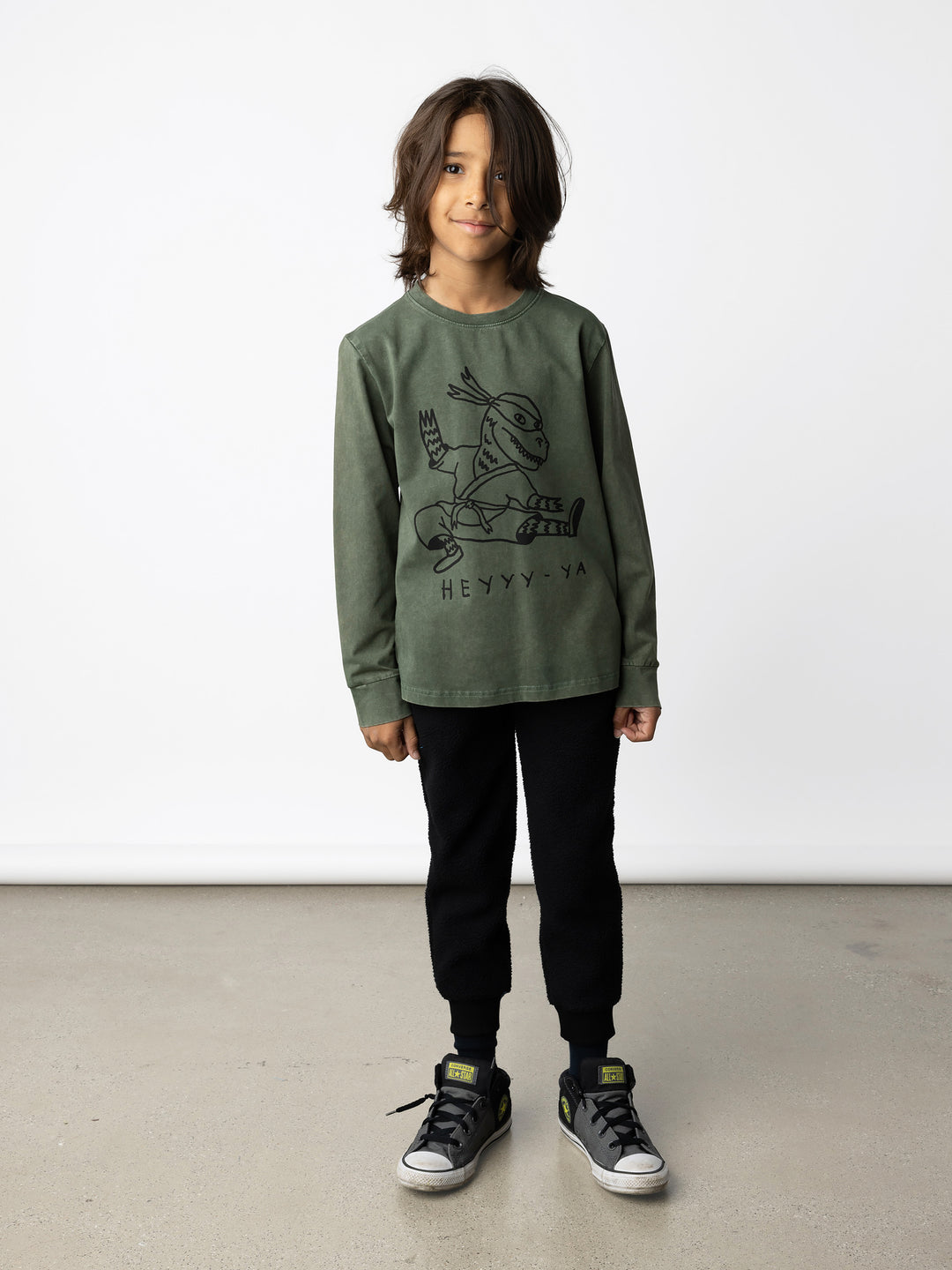 Minti kids clothing. Super luxe tee with self cuffs. 190 Gram // 95% Cotton // 5% Elastane.