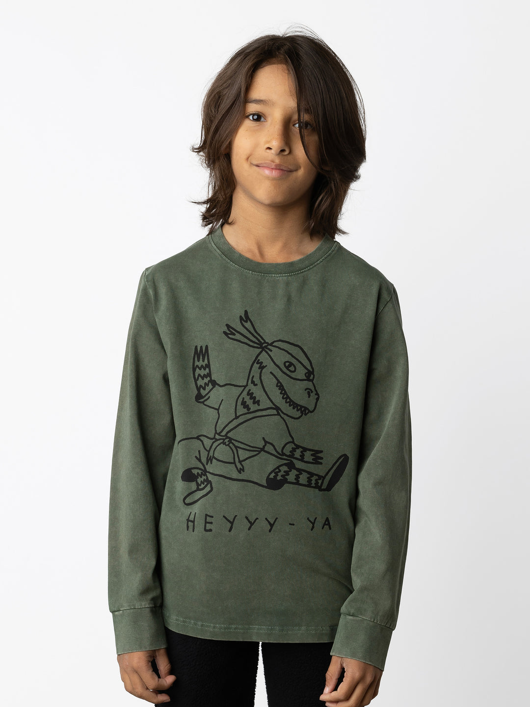 Minti kids clothing. Super luxe tee with self cuffs. 190 Gram // 95% Cotton // 5% Elastane.