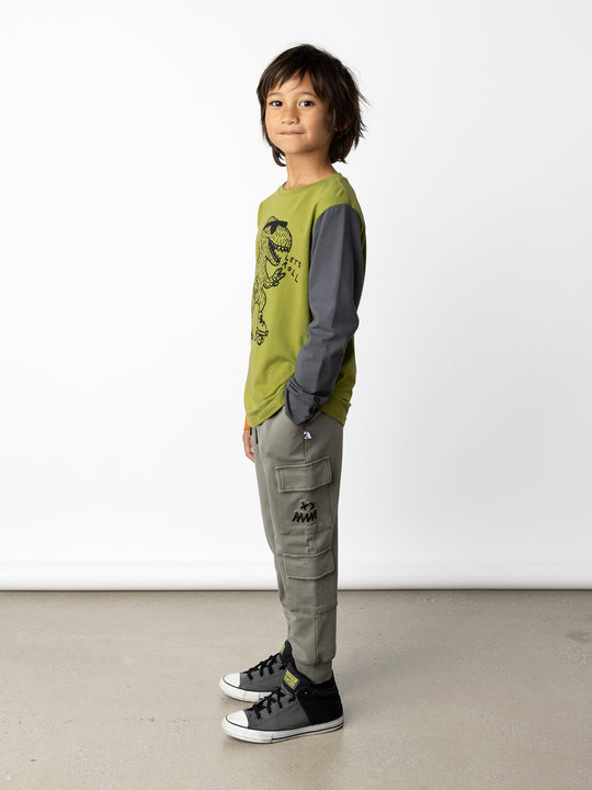 Minti kids clothing. Super luxe tee with self cuffs. 190 Gram // 95% Cotton // 5% Elastane.