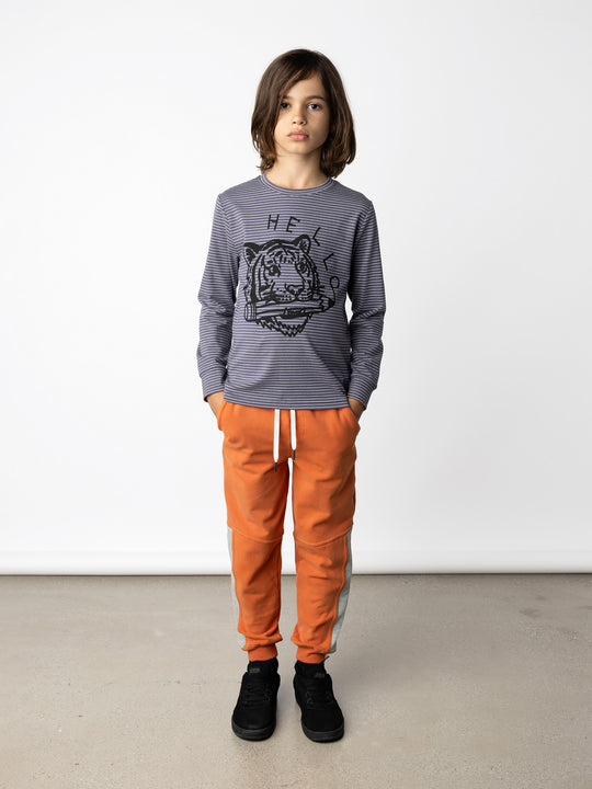 Minti kids clothing. Super luxe tee with self cuffs. 180 Gram // 95% Cotton // 5% Elastane.