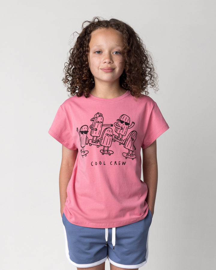 Close up of the Cool Crew Tee in candy on a kid, front view