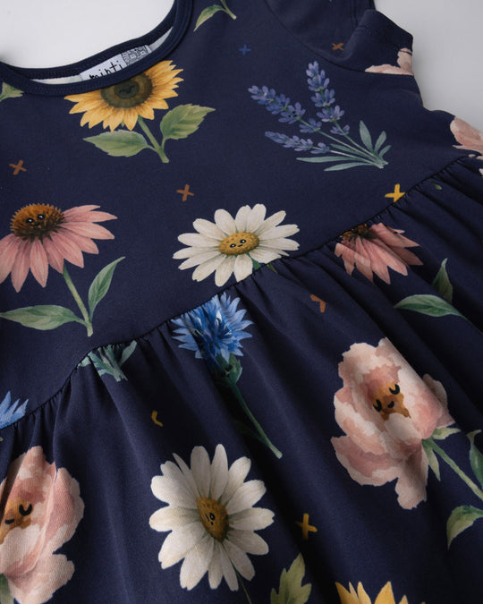 Close up of the Flower Friends Dress print in ink