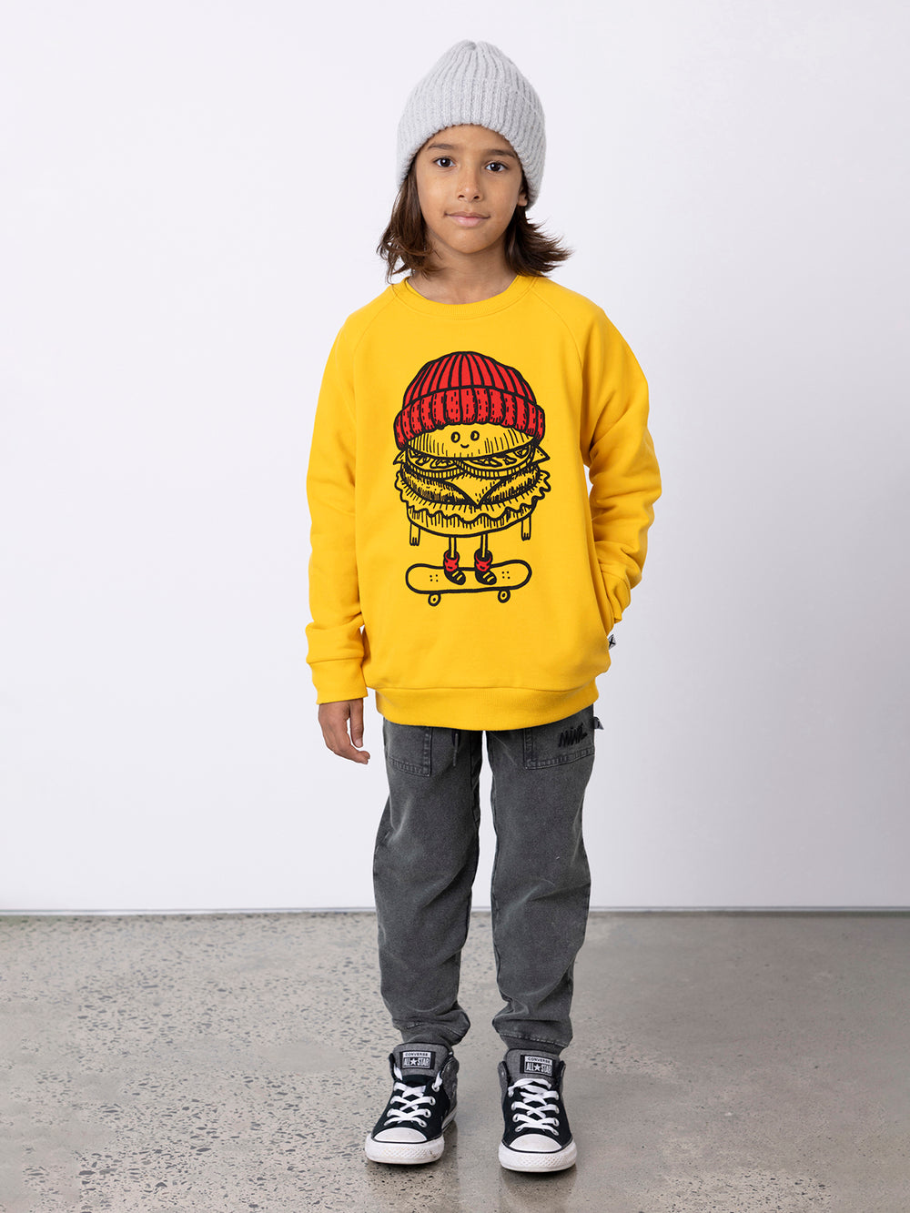 Minti Burger Skater Furry Crew