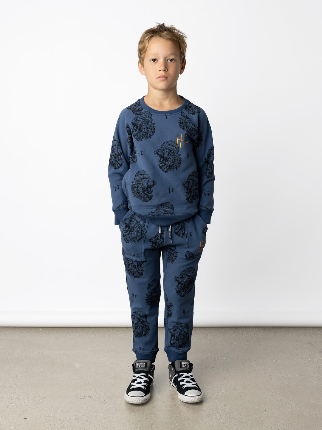 Minti kids clothing. Super cool and comfy crew with hidden side pockets. Perfect for keeping hands warm! 330 Gram // Brushed Inside // 95% Cotton // 5% Elastane.