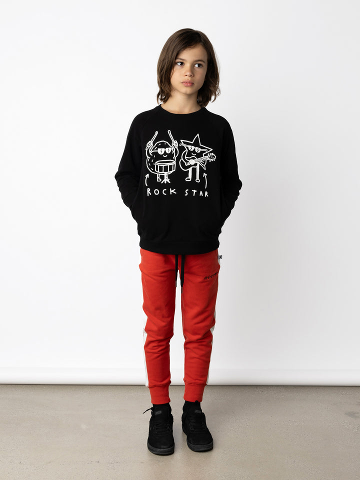 Minti kids clothing. Super cool and comfy crew with hidden side pockets. Perfect for keeping hands warm! 330 Gram // Brushed Inside // 95% Cotton // 5% Elastane.